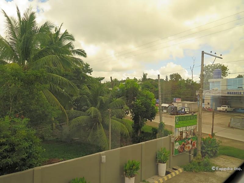 717 Cesar Place Hotel Tagbilaran City Exteriör bild